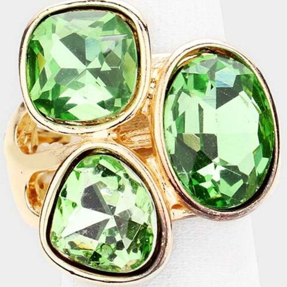 Green Oval Crystal Gold Stretch Ring - Picture 3 of 6
